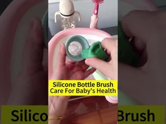 Καθαρίζοντας εργαλεία σιλικόνης